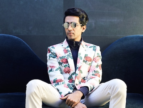 Mard Ko Dard Nahi Hota: Gulshan Devaiah on MAMI opening film and reuniting with Vasan Bala after Peddlers Mard Ko Dard Nahi Hota: Gulshan Devaiah on MAMI opening film and reuniting with Vasan Bala after Peddlers